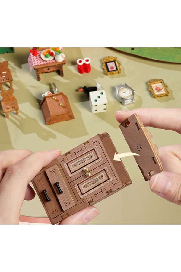 Robotime, DIY Miniatuurhuis, Fairytale Tree House - Image 4